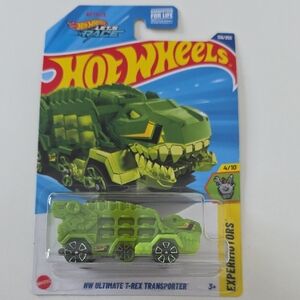 Hot Wheels Ultimate T-Rex Transporter - Experimotors - Green
